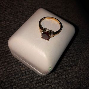 10k gold garnet ring